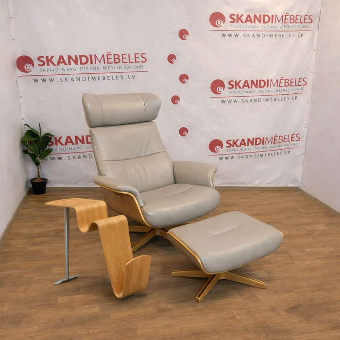 Silla TIMEOUT SWIVEL CON PUF (Exposición)(Sueco)(Conjunto con mesa de café)